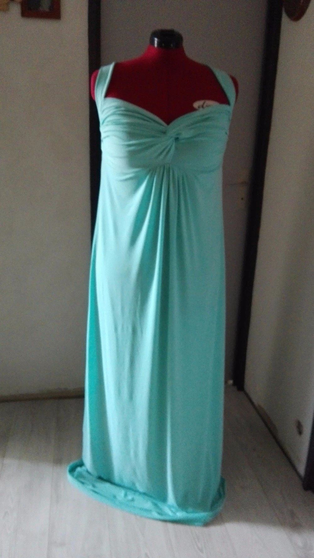 Robe De Soirée Dos Nu, Encolure Est Américaine 1 Robe De Soirée Dos Nu, Encolure Est Américaine