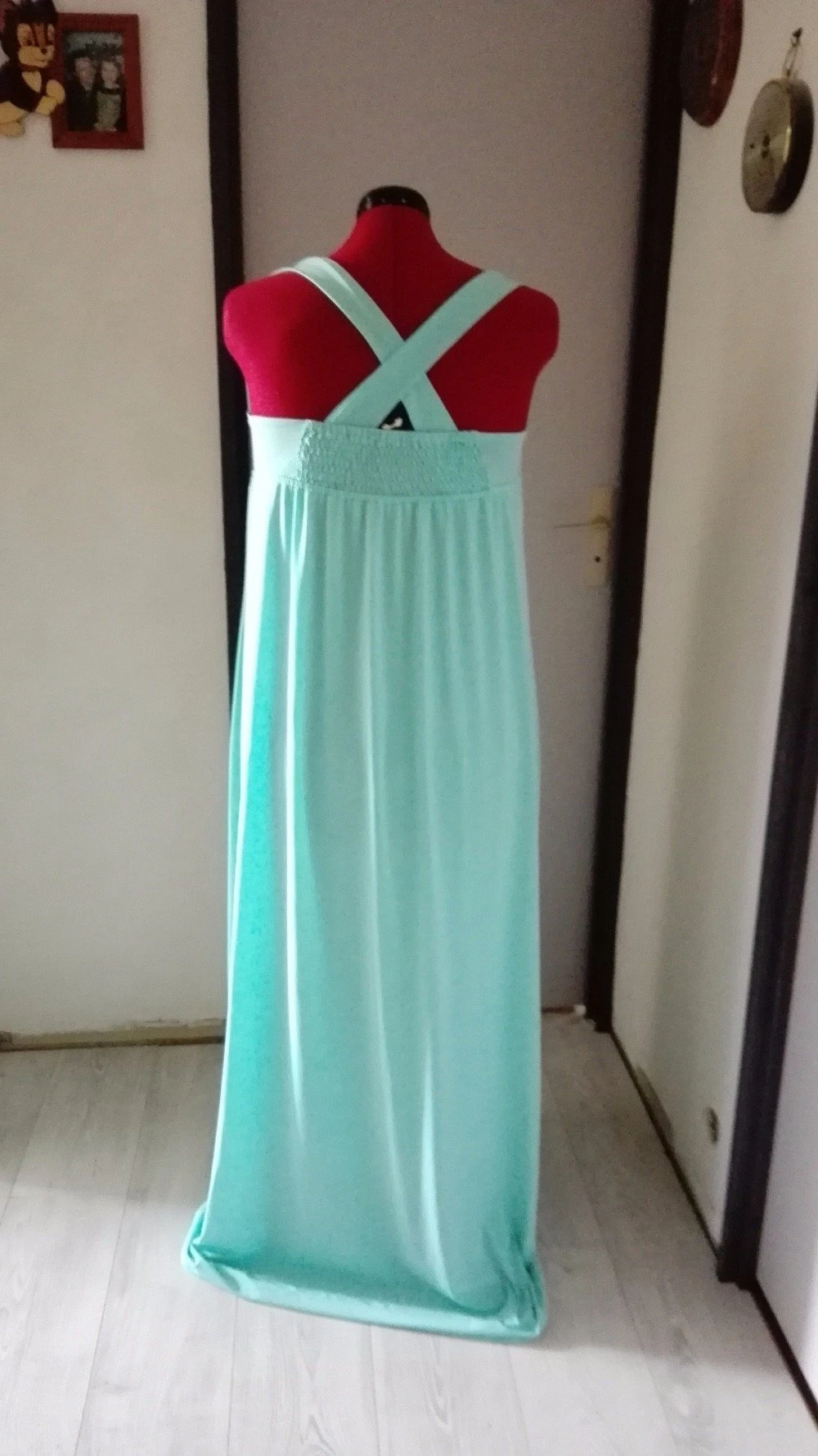 Robe De Soirée Dos Nu, Encolure Est Américaine 2 Robe De Soirée Dos Nu, Encolure Est Américaine – Image 2