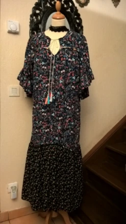 Robe Longue,en Tissu Imprimé,vêtements Femme,vêtements Fille,cadeau Femme,cadeau