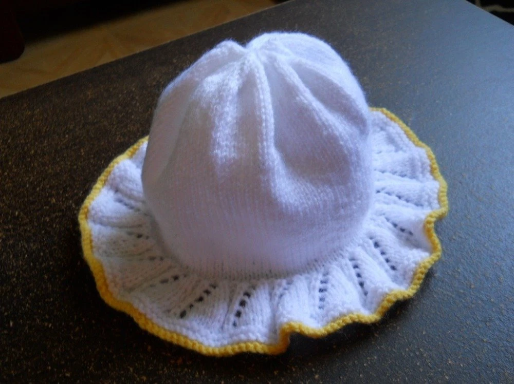 Ensemble Robe,chapeau Et Chaussons Bébé 5 Ensemble Robe,chapeau Et Chaussons Bébé – Image 5