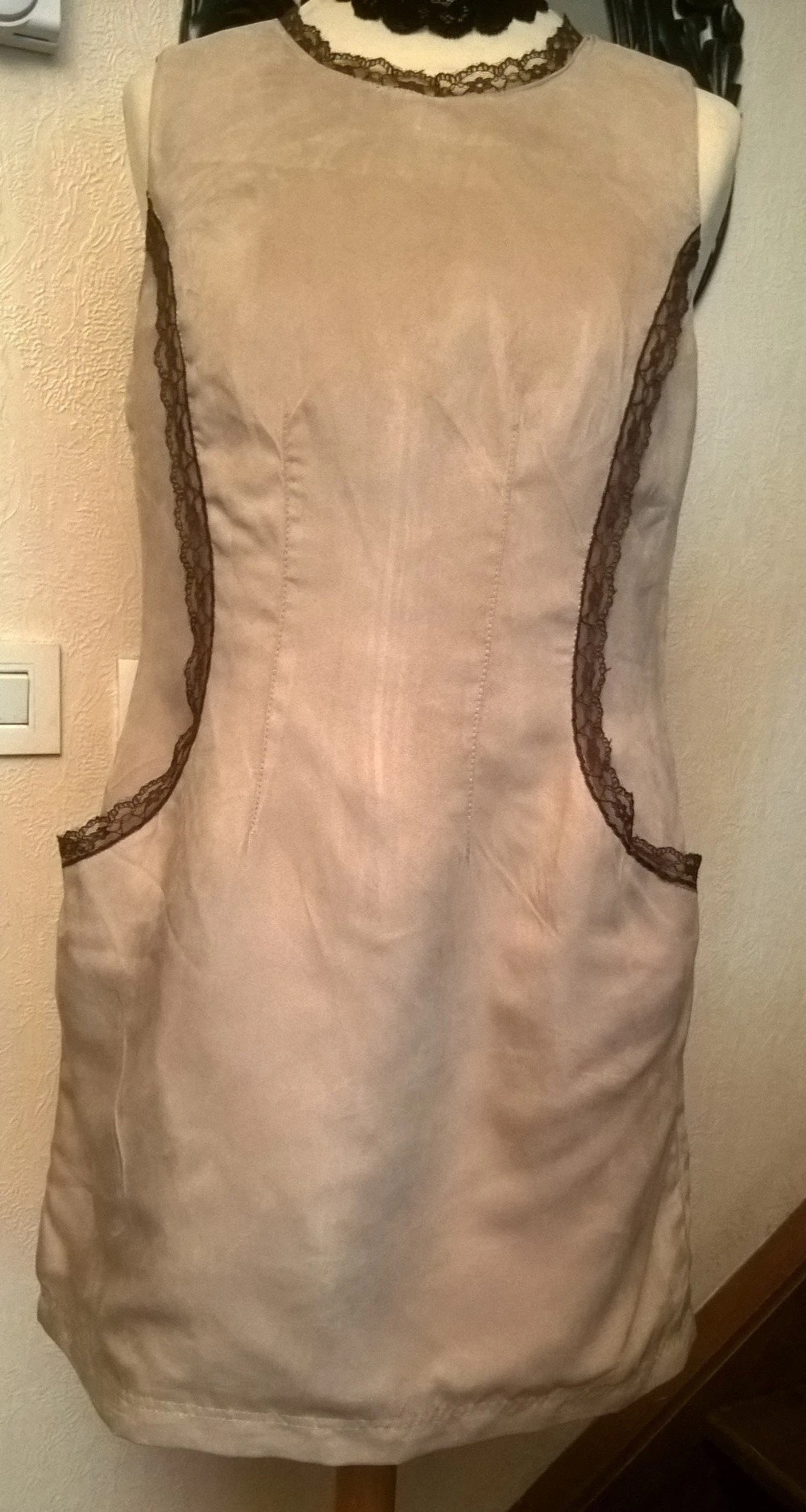 Robe Courte/en Suédine Beige/dentelle Marron/idée Cadeau Femme,pull Femme,pull Fille,cadeau Femme 1 Robe Courte/en Suédine Beige/dentelle Marron/idée Cadeau Femme,pull Femme,pull Fille,cadeau Femme