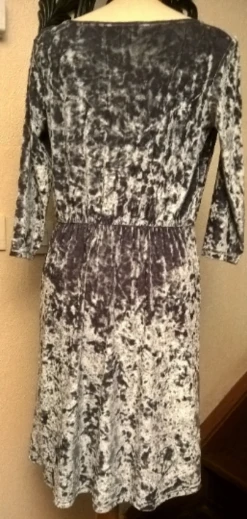 Robe Courte/en Velours Gris à Reflets/idée Cadeau Femme,robe Femme,robe Fille,cadeau Femme -Éclat Boutique 2238802 robe courte en velours gris a reflets idee cadeau femme ro 4