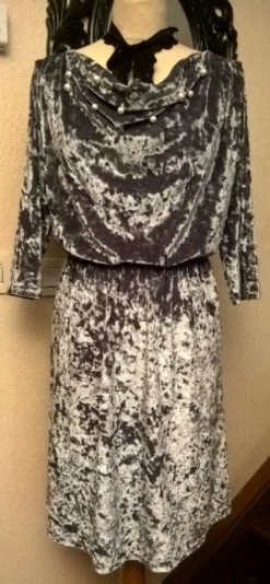 Robe Courte/en Velours Gris à Reflets/idée Cadeau Femme,robe Femme,robe Fille,cadeau Femme