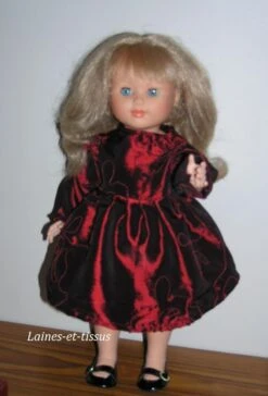 Robe Brodée Pour Poupée Modes Et Travaux