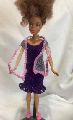 Robe Barbie, Robe Poupée Avec Pèlerin Chic Dentelle T27cm -Éclat Boutique 2428383 robe barbie robe poupee avec pelerin chic dentelle t27cm 2