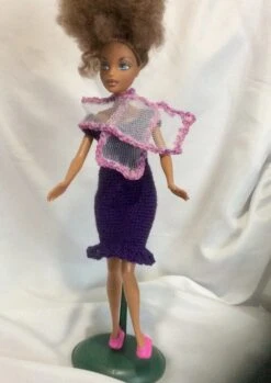 Robe Barbie, Robe Poupée Avec Pèlerin Chic Dentelle T27cm -Éclat Boutique 2428383 robe barbie robe poupee avec pelerin chic dentelle t27cm 3