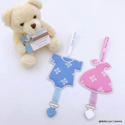 Attache-tétine Robe Fille -Éclat Boutique 2591197 attache tetine robe fille 3