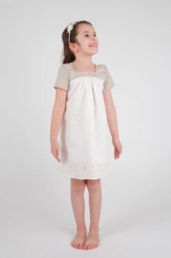 Robe Cortège Bébé, Petite Fille, Broderie Anglaise Et Liberty, Petite Demoiselle D'honneur, Baptême.