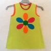 Robe Trapèze Pour Fillette,robe Tunique, Couleur Anis , Avec Grosse Fleur En Appliqué Sur Le Devant, Fait-main.