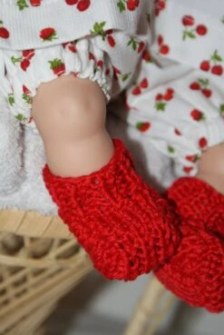 Vêtement Pour Poupée De 30 Cm, Petite Robe Fond Blanc Imprimée De Petits Fruits Rouges, Pull Rouge -Éclat Boutique 2812283 inscrite aux etsy design awards 2019 vetement pour poupee 5