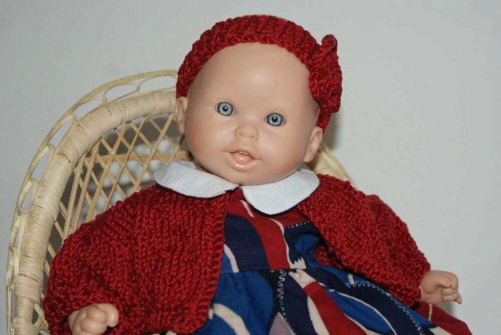 Vêtement Pour Poupon 30 Cm Robe Imprimé Géométriques Tons Bordeaux Et Bleus 2 Vêtement Pour Poupon 30 Cm Robe Imprimé Géométriques Tons Bordeaux Et Bleus – Image 2