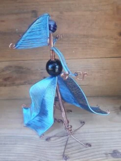 Steffil "robe En Mouvement" Personnage Fait Main. -Éclat Boutique 2887150 steffil en mouvement personnage en cuivre fait main 2