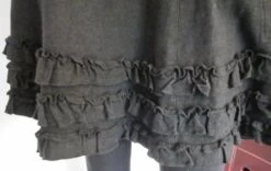 Robe Femme En Laine Noire Avec Froufrous Taille 36 7 Robe Femme En Laine Noire Avec Froufrous Taille 36 -Éclat Boutique 2940931 robe femme en laine noire avec froufrous taille 36 4