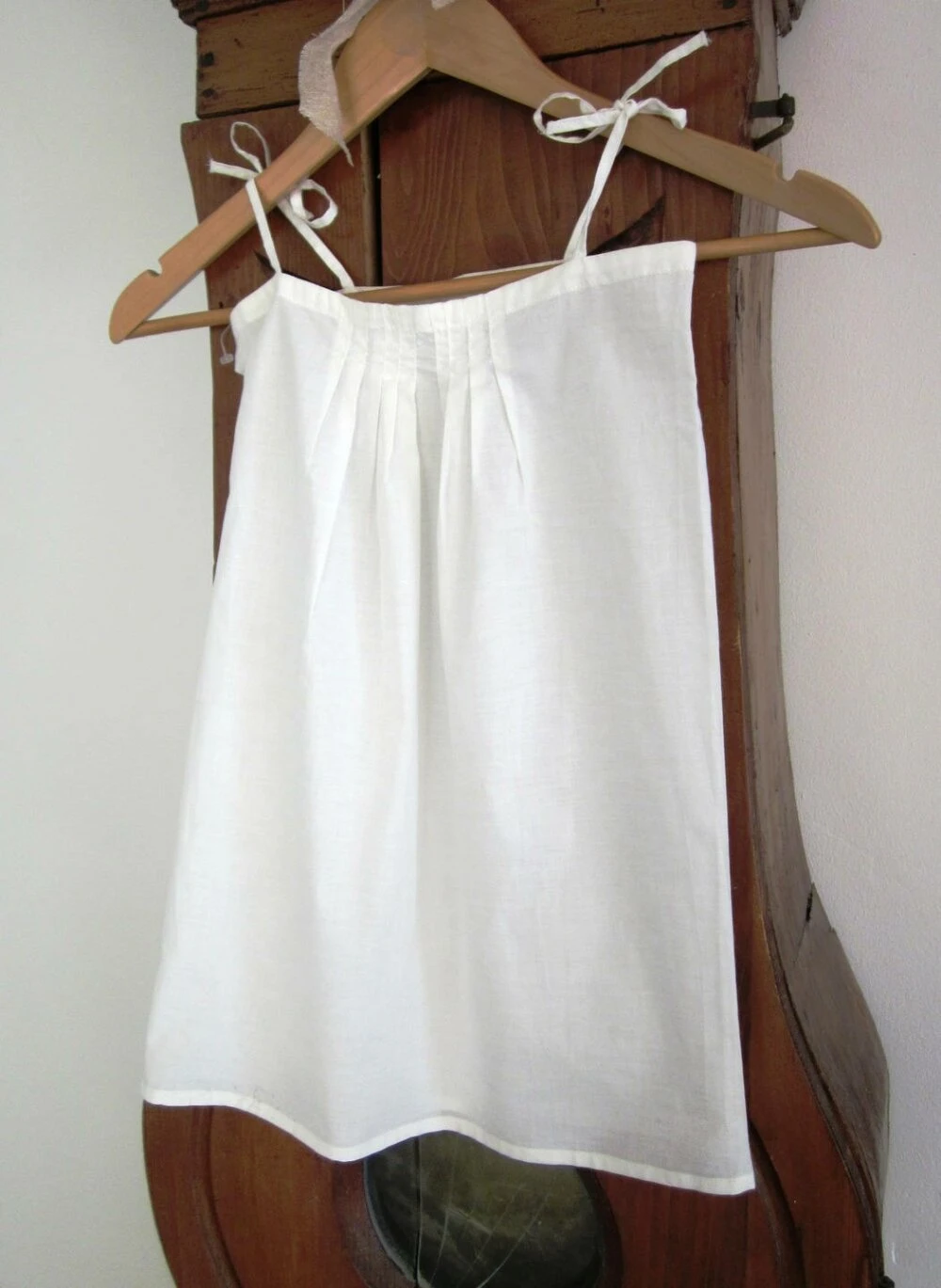 Robe Bretelles Pour Fille Lin Blanc Taille 4 Ans. 98-103cm 3 Robe Bretelles Pour Fille Lin Blanc Taille 4 Ans. 98-103cm – Image 3