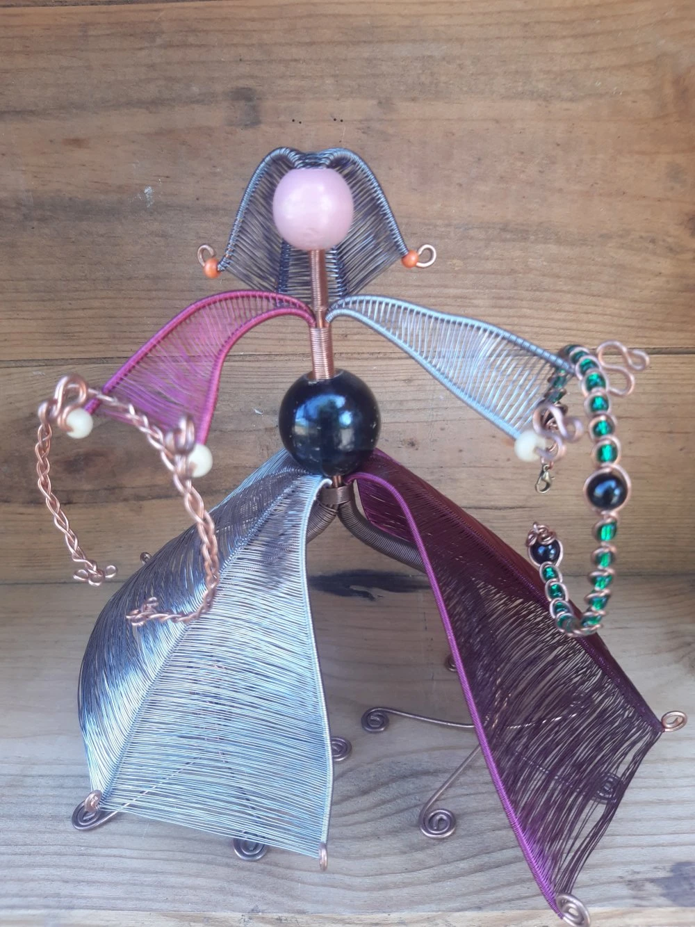 Steffil "robe Fendue" Personnage Fait Main. 1 Steffil "robe Fendue" Personnage Fait Main.