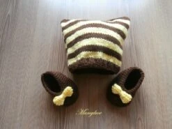 Ensemble Robe+ Bonnet+ Chaussons Bébé - Fait Main - -Éclat Boutique 331500 ensemble robe bonnet chaussons bebe fait main 4