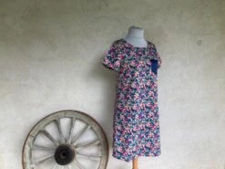 Robe Trapèze Encolure En Ronde Manches Courtes En Coton Satiné -Éclat Boutique 3362520 robe trapeze encolure en v manches 3 4 en coton satine 4