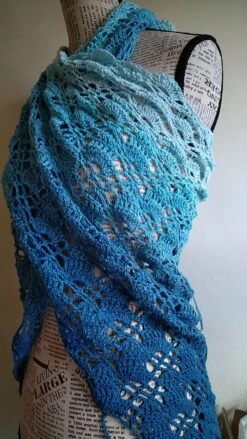 Châle étole Robe été Coton Bleu Dégradé Dentelle -Éclat Boutique 3874263 chale etole robe ete coton bleu degrade dentelle 5