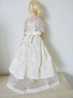 Robe De Poupée Barbie Dame Marianne -Éclat Boutique 4016811 robe de poupee barbie dame marianne 3