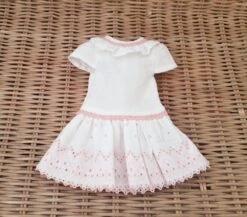 Robe Broderie Anglaise Poupée 32-33 Cm Faite Main -Éclat Boutique 4126387 robe broderie anglaise poupee 32 33 cm faite main 5
