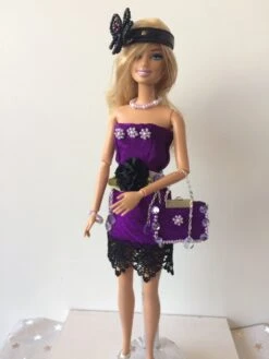 Robe Violet Pour Poupée Barbie Fait Main,sac,chapeau,bijoux -Éclat Boutique 4286814 robe rose pour barbie fait main sac chapeau bijoux 4