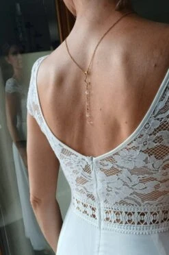 Bijou Dos Nu Mariée Pour Robe De Mariée- Chaîne Dorée Avec Cristaux- Bijoux Chics Et Bohèmes. -Éclat Boutique 4436774 bijou dos nu mariee pour robe de mariee chaine doree av 4