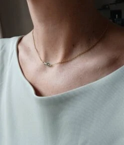 Douce- Collier Et Bijou De Dos 2 En 1 Pour Habiller Une Robe à Dos Nu- Chaîne De Dos à Cristaux Turquoise- Bijou De Mariée Bohème. -Éclat Boutique 4436789 douce collier et bijou de dos 2 en 1 pour habiller une robe 6