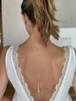 Bijou De Dos Nu, Collier Robe Dos Ouvert,chaîne Argentée, Perles Nacrées Ivoire. -Éclat Boutique 4436792 bijou de dos nu collier robe dos ouvert chaine argentee 5