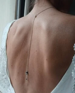 Toscane- Bijou De Dos Mariage à Perle Bleue- Collier De Mariée Chic Et Bohème- Collier De Dos Robe Ouverte- Bijou De Dos De Cérémonie. -Éclat Boutique 4436842 toscane bijou de dos mariage a perle bleue collier de mar 5