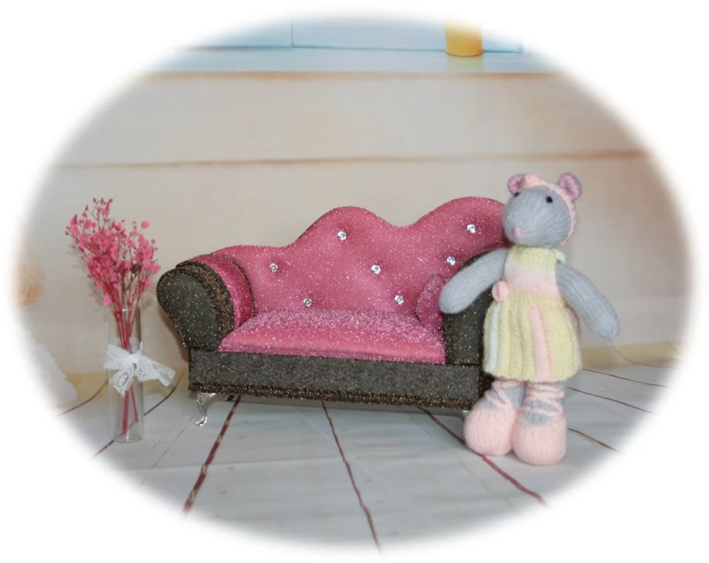 Perle Souris Grise En Robe 1 Perle Souris Grise En Robe