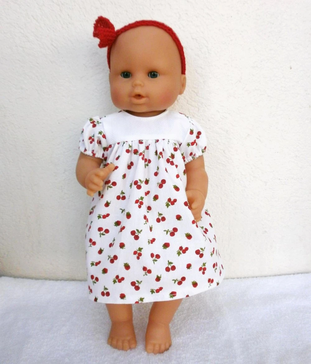 Habits Poupon Corolle 36 Cm Corps Vinyle - Robe Petits Fruits Rouges Et Bandeau 3 Habits Poupon Corolle 36 Cm Corps Vinyle - Robe Petits Fruits Rouges Et Bandeau – Image 3