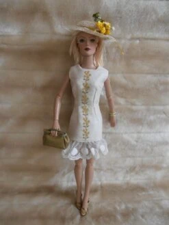 Tenue Robe Brodée Pour Poupée Tyler De Robert Tonner - Fait Main - Pièce Unique Ooak
