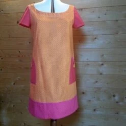 Robe Courte, Ample, Forme Trapèze, à Manches Courtes En Tissus 100% Coton