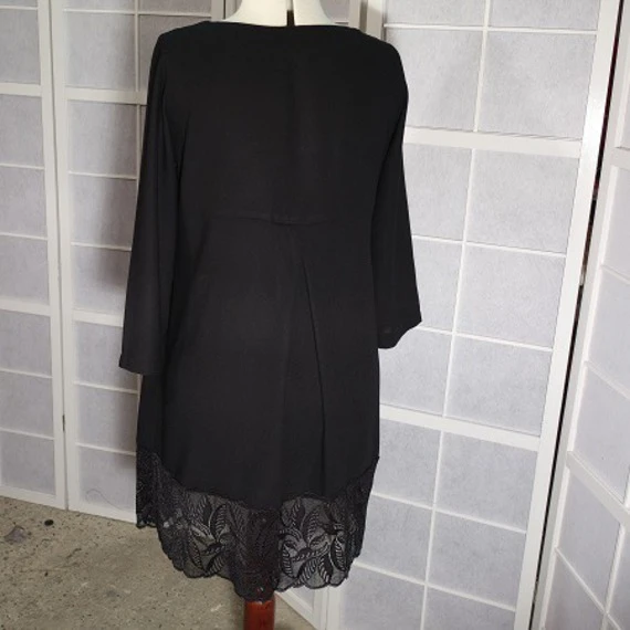 Tunique Longue Ou Robe Courte Noire Avec Dentelle 2 Tunique Longue Ou Robe Courte Noire Avec Dentelle – Image 2