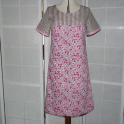 Robe Trapèze Ample à Manches Courtes Encolure Ronde