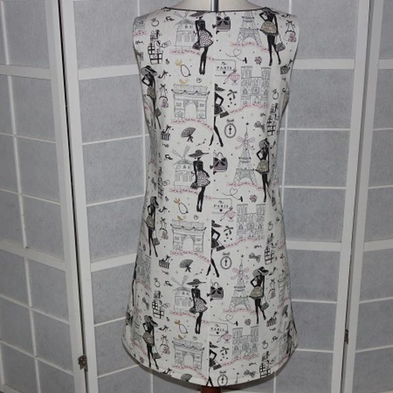 Robe Trapèze Ample Sans Manches En Tissu Imprimé La Parisienne 3 Robe Trapèze Ample Sans Manches En Tissu Imprimé La Parisienne – Image 3