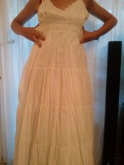 Robe Longue à Bretelles Couleur Blanc