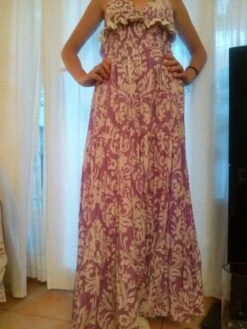 Robe Longue En Coton Imprimée Blanc Et Parme