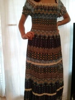 Robe Longue En Coton Imprimé Et Dentelle -Éclat Boutique 780275 robe longue en coton imprime et dentelle 2