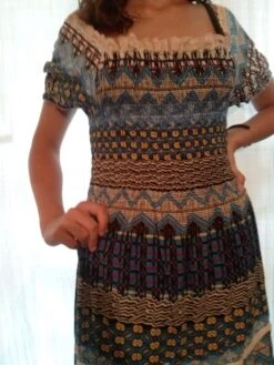 Robe Longue En Coton Imprimé Et Dentelle -Éclat Boutique 780275 robe longue en coton imprime et dentelle 3