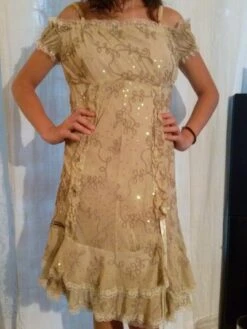 Robe Mi Longue,à Bretelles,dentelle Couleur Beige,robe Femme,robe Fille,cadeau Femme,cadeau Fille,vêtements