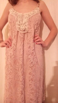 Robe Longue,à Bretelles,en Dentelle Couleur Rose,vêtements Femme,cadeau Femme,robe Fille,cadeau Fille,vêtements Fille,dentelle Rose -Éclat Boutique 780783 robe longue a bretelles en dentelle couleur rose 4