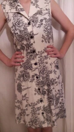 Robe Sans Manches Le Col Chemisier En Toile De Jouy -Éclat Boutique 780894 robe sans manches le col chemisier en toile de jouy 4