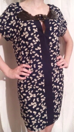 Robe Courte En Coton Imprimé Couleur Bleu Marine