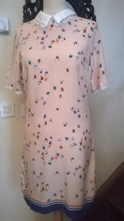 Robe Manches Courtes En Coton Imprimée Rose -Éclat Boutique 781662 robe manches courtes en coton imprimee rose 4