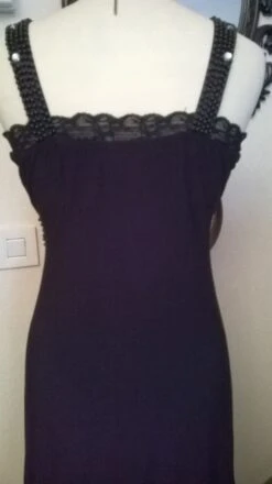 Robe Mi Longue De Couleur Noir -Éclat Boutique 781710 robe mi longue de couleur noir 5