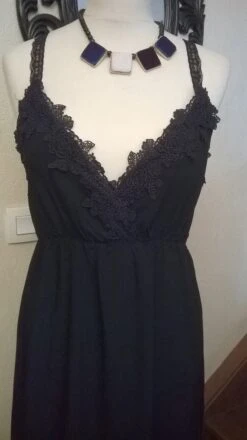 Robe Longue à Brettelles De Couleur Noir