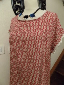 Robe Manches Courtes En Viscose Imprimée Et Dentelle -Éclat Boutique 781874 robe manches courtes en viscose imprimee et dentelle 5