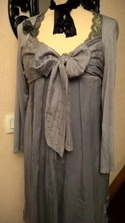 Robe En Soie,de Couleur Grise,manches Longues,en Tissu De Viscose,robe Femme,cadeau Femme,vêtements -Éclat Boutique 782159 robe en soie de couleur grise 3