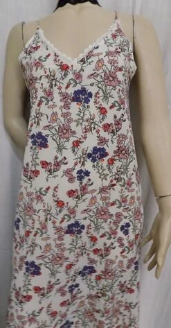 Robe Longue,en Tissu Imprimé,dentelle Noire,vêtements Femme,vêtements Fille,cadeau -Éclat Boutique 782177 robe longue en tissu imprime et dentelle 2